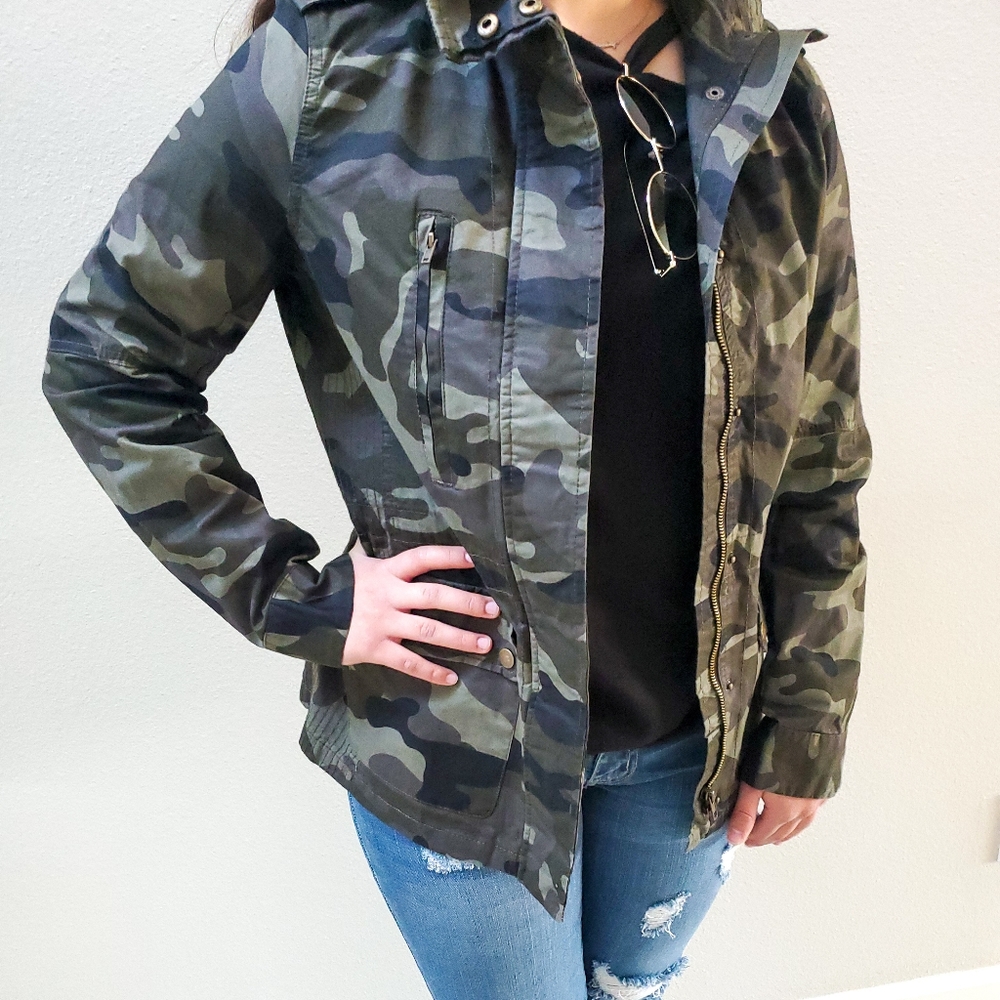 BRAND NEW Cotton Camo Ultilty  Anorak Jacket